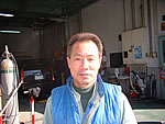 安い車検・車修理の吉川自動車のスタッフです。